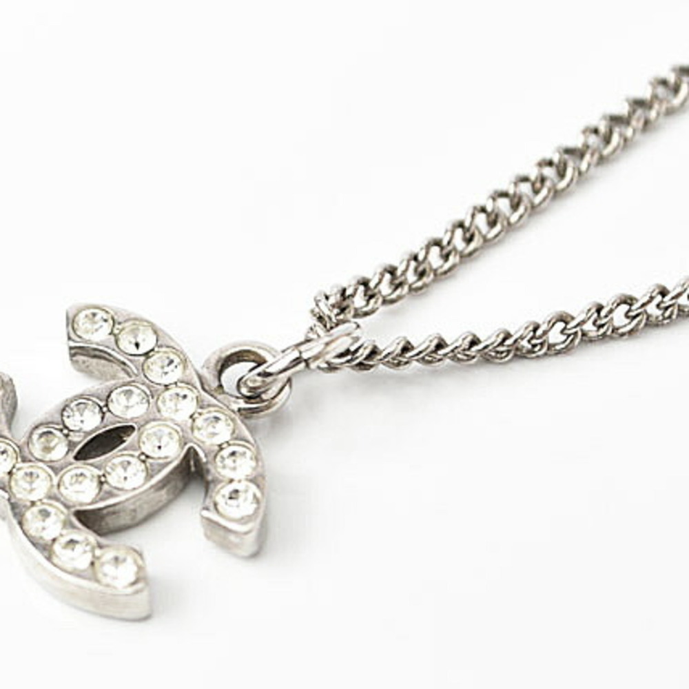 CHANEL White Logo Necklace - Picture 3 of 7